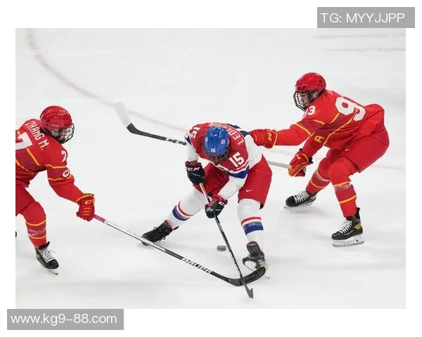 冰壶比赛精彩对决中国队迎战捷克队全力争胜展现实力与团队精神 冰壶比赛精彩对决中国队迎战捷克队全力争胜展现实力与团队精神